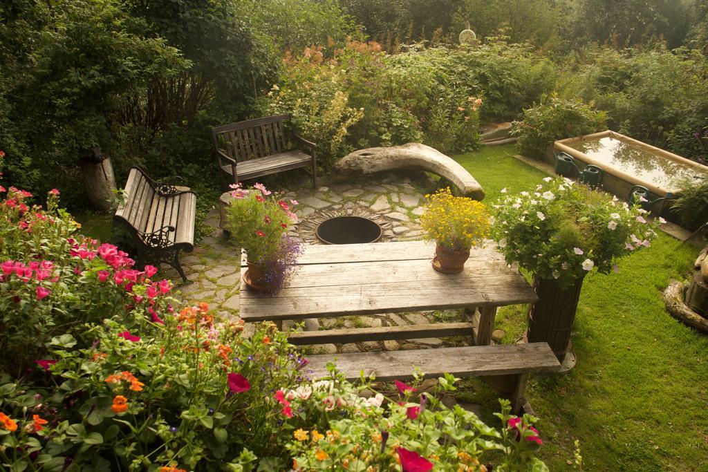 Brigitte'S Bavarian Bed Und Breakfast Millers Landing Exterior foto